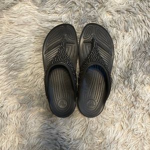 Brand new size 9 croc sandals